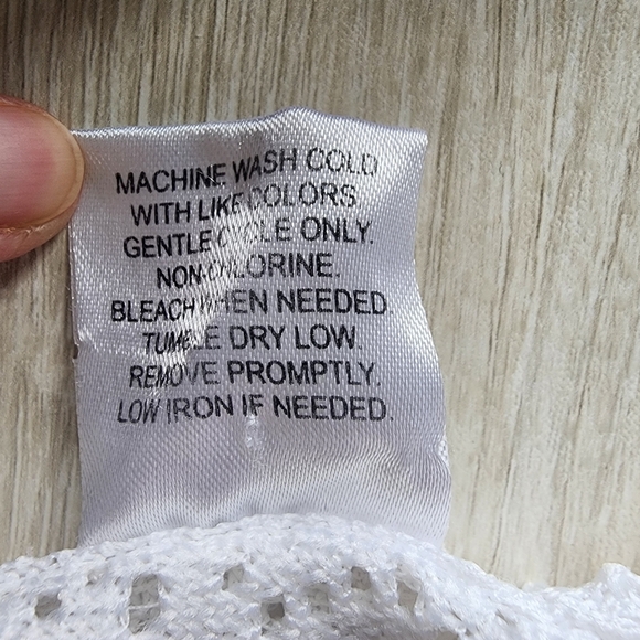 Abercrombie & Fitch Green Floral Smocked Crop Top - XS - Picture 9 of 9